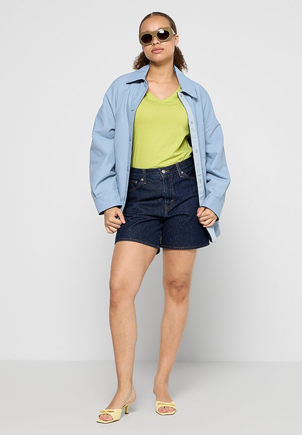 Armani Exchange