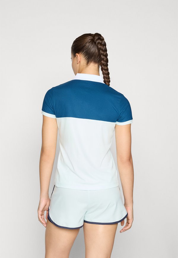 ASICS WOMEN CLASSIC SLIM FIT