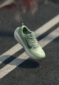 Nike Performance VOMERO PLUS - Road running shoes - jade horizon/black spruce/sail/light silver-coloured/spruce aura