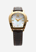 Goldene Aigner Armbanduhr mit weißem Zifferblatt, goldenen Markierungen und Zeigern, kombiniert mit einem dunkelbraunen Lederarmband mit Naht.