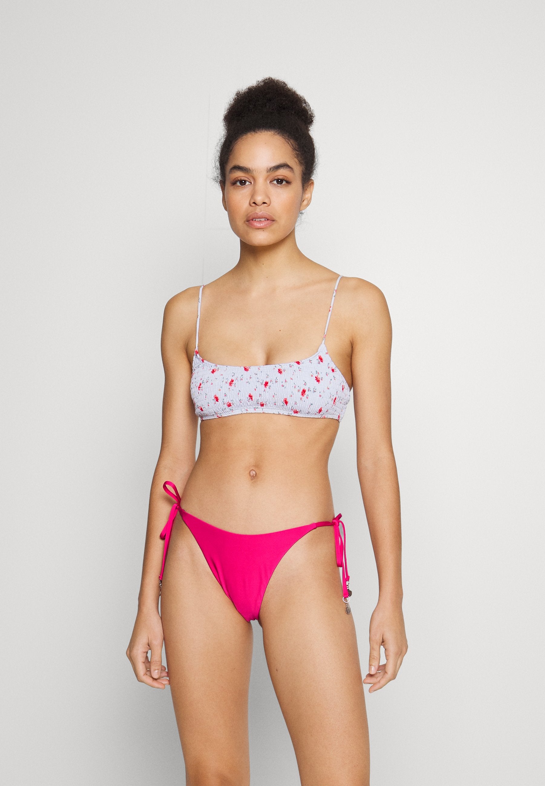 TIE SIDE RIO PANT Media 2