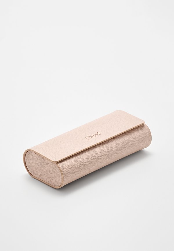 CHLOÉ