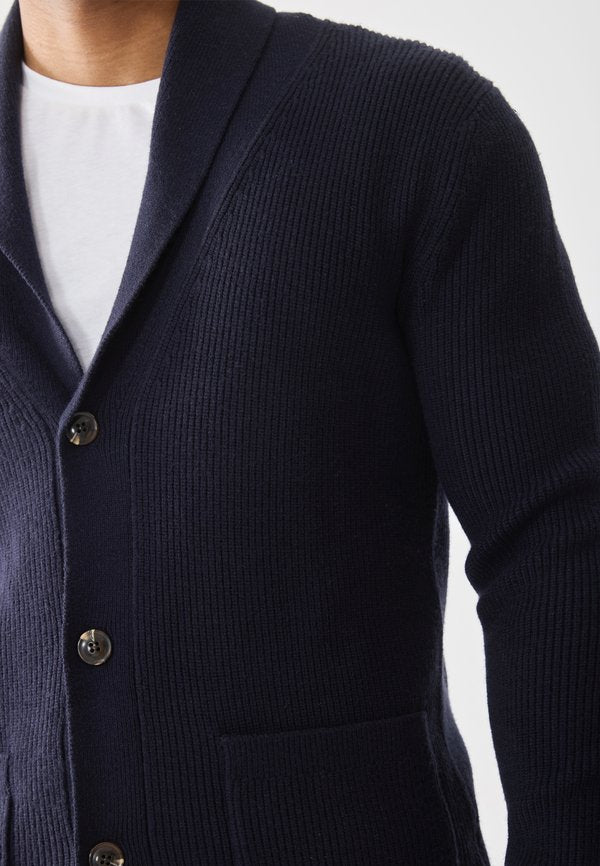 Pier One by Zalando