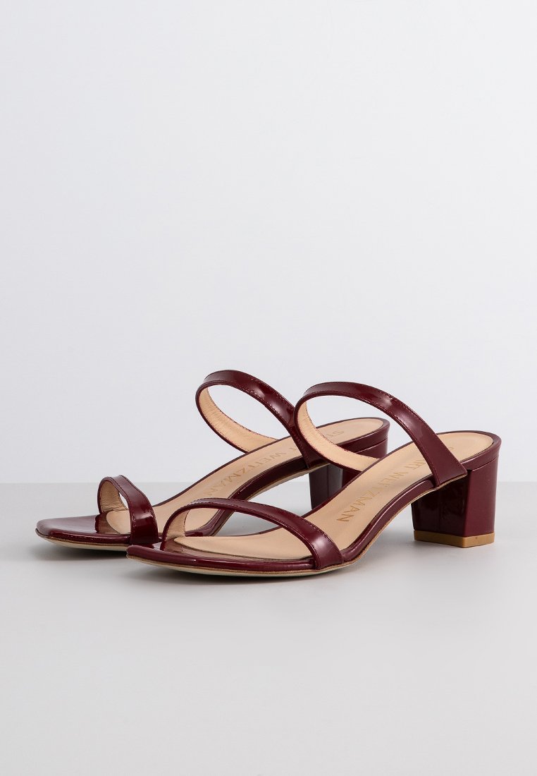 Stuart Weitzman ALEENA