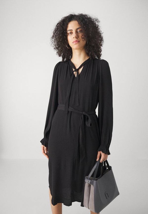 Bruuns Bazaar LILLIBBFIORA DRESS