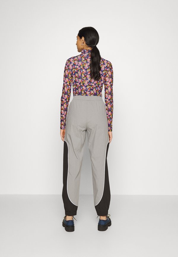 Holzweiler HANGER TRACK PANTS