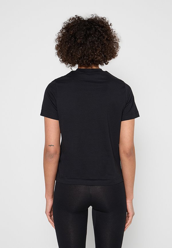 Ellesse