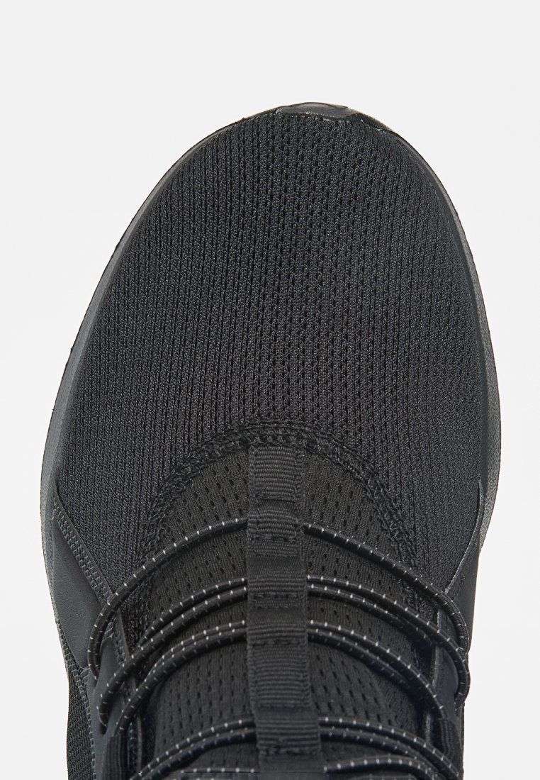 Puma CARSON