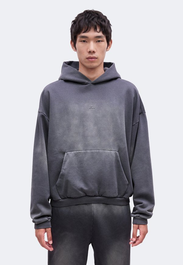 Nike Performance STANDARD ISSUE HEAVY WASHED - Hoodie - black/pale ivory