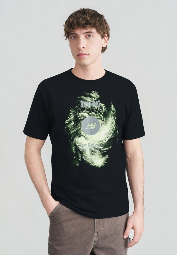 New Balance VORTEX PERFORMANCE - Print T-shirt - black