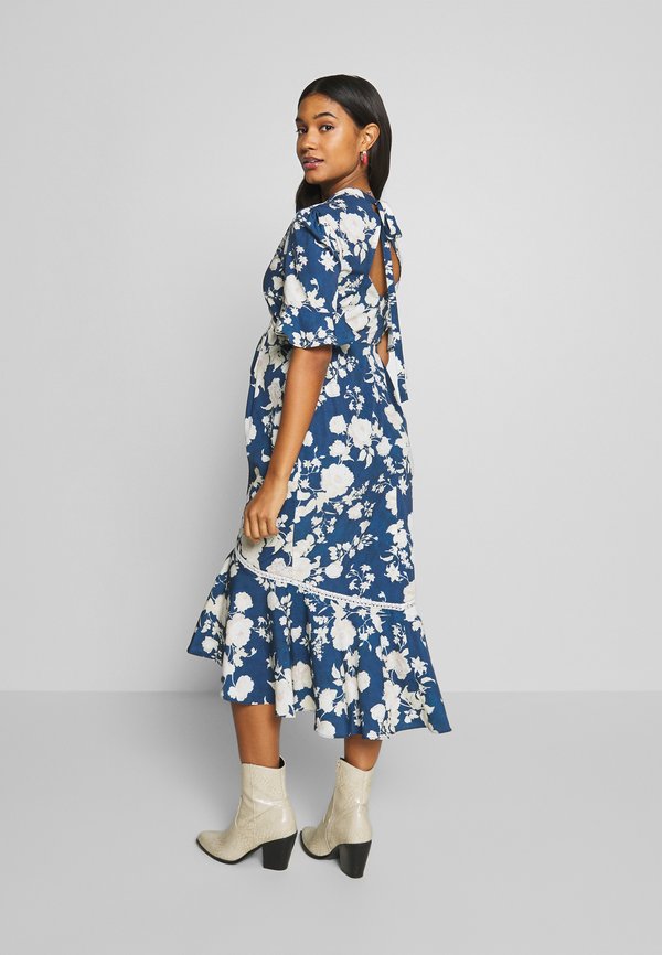 Hope & Ivy Maternity FLUTED SLEEVE SKATER DRESS