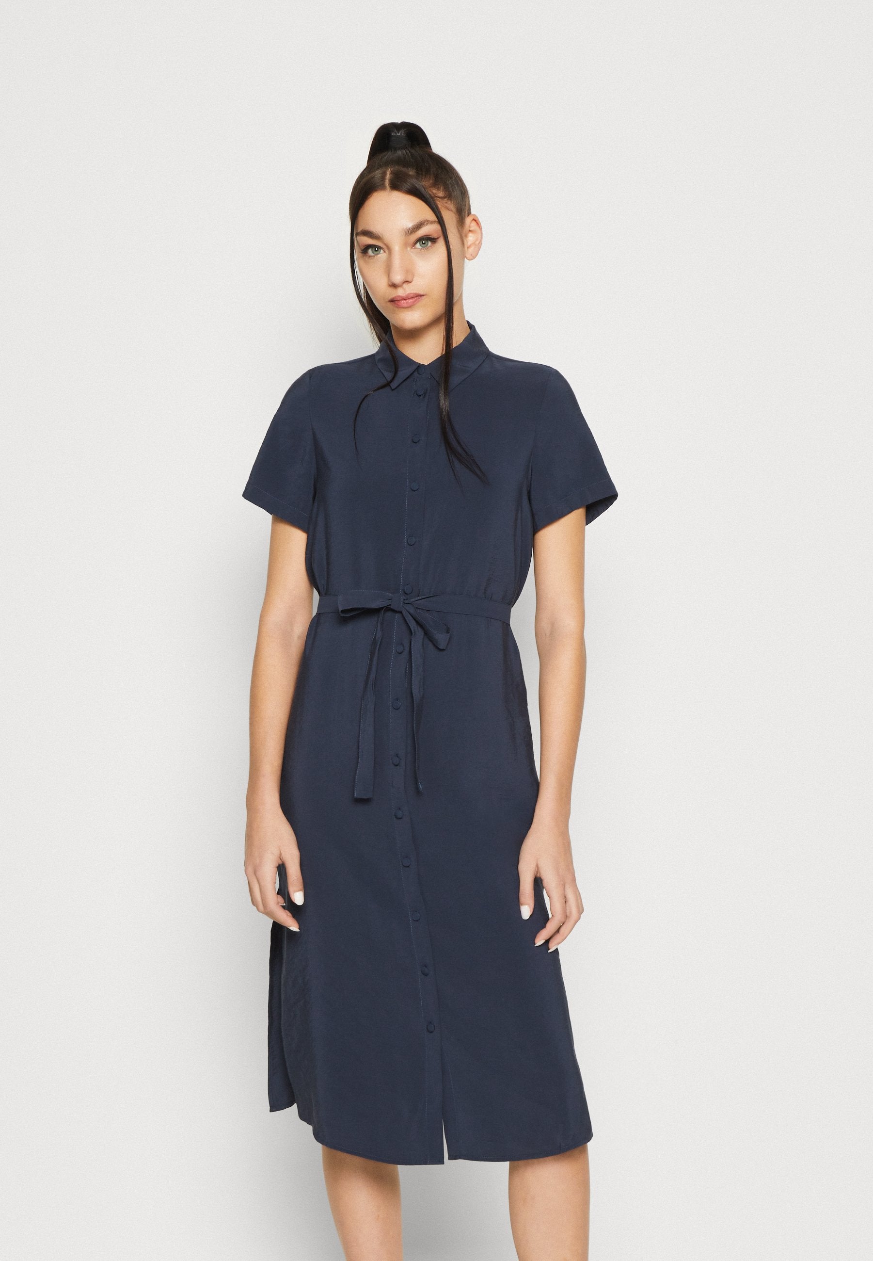 Vero Moda VMQUEENY CALF SHIRT DRESS