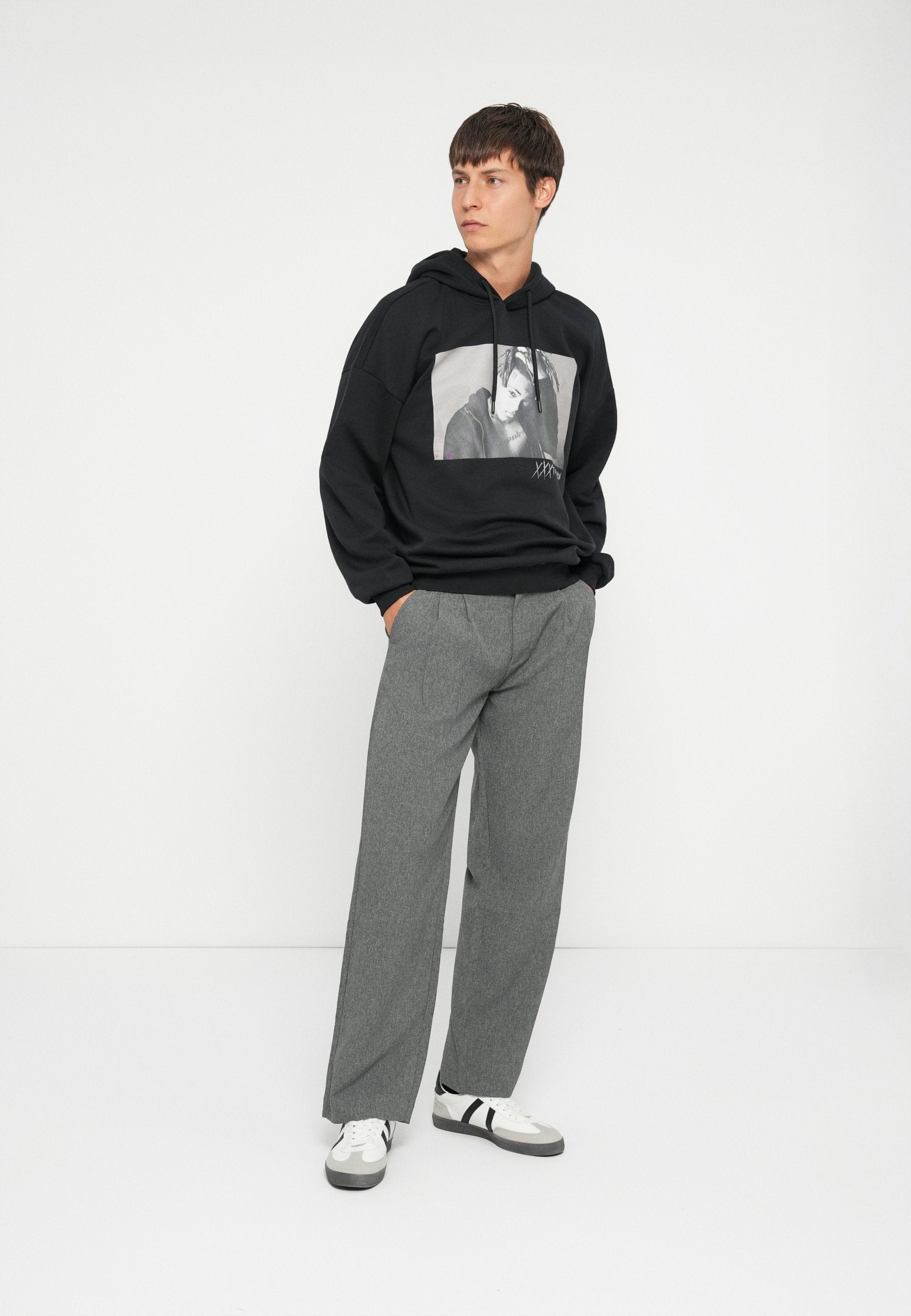 ONSTENTACION HOODIE Media 5