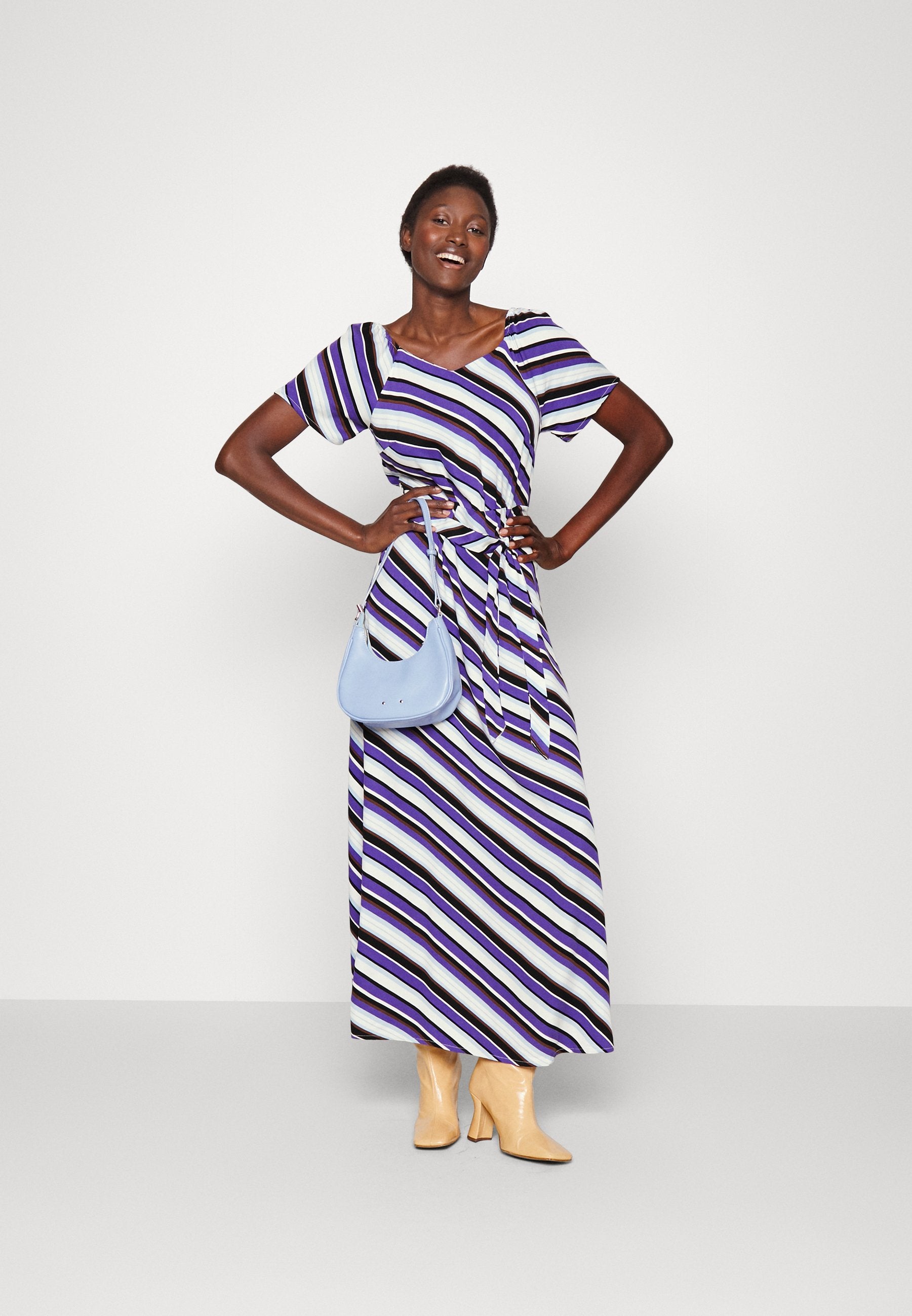 ONLALMA LIFE LONG DRESS  Media 2