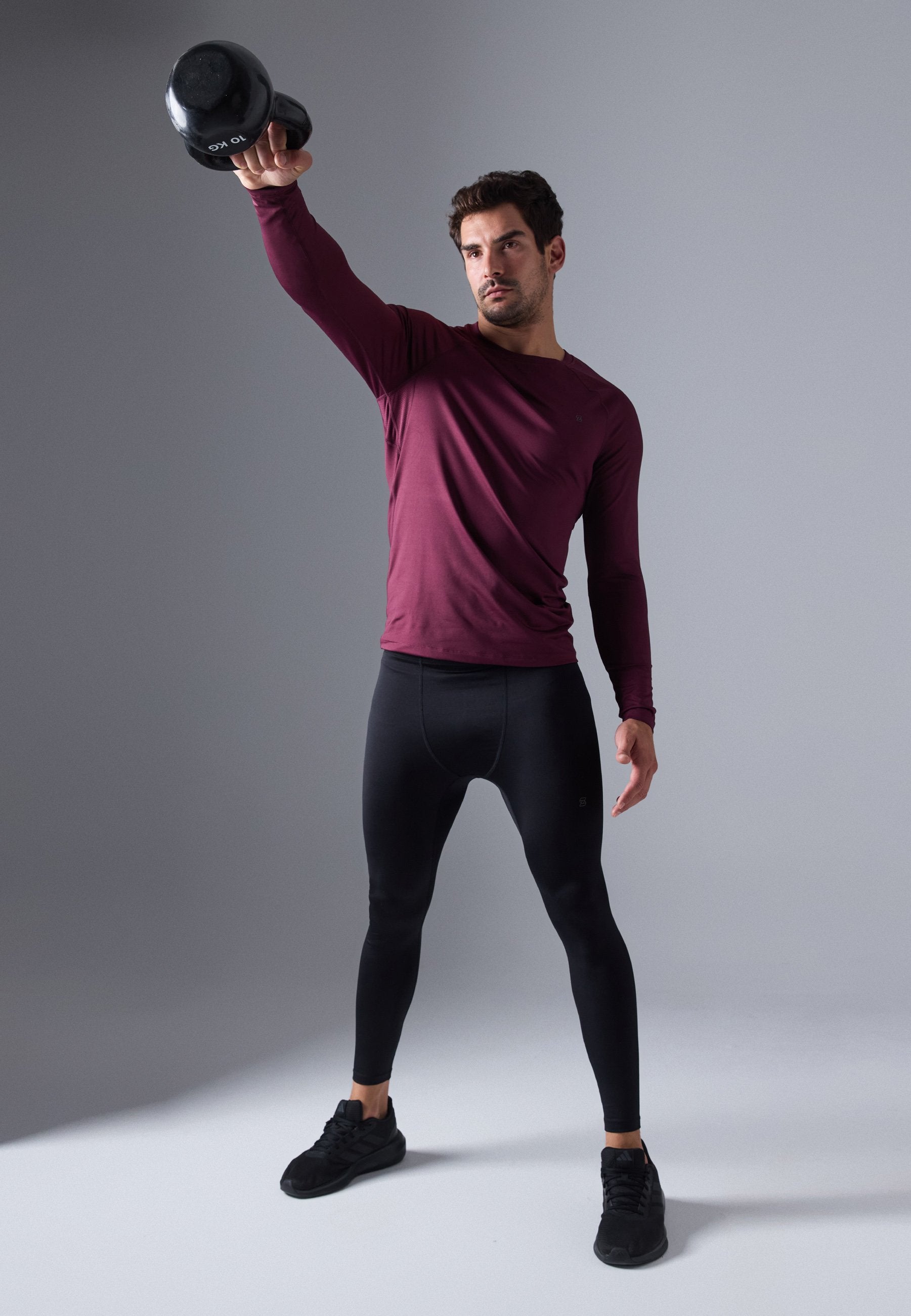 Pier One Sport ESSENTIAL MUSCLE FIT LONG SLEEVE TOP