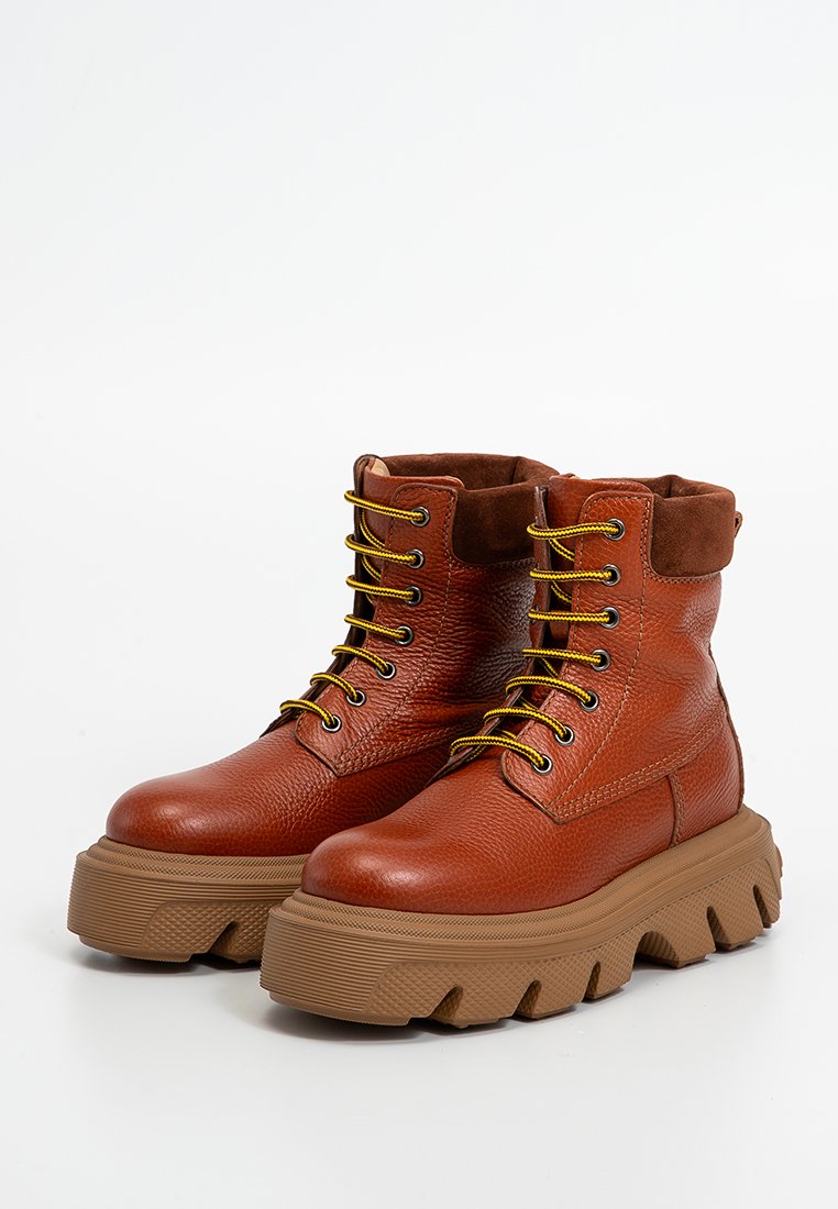 Casadei STATUS