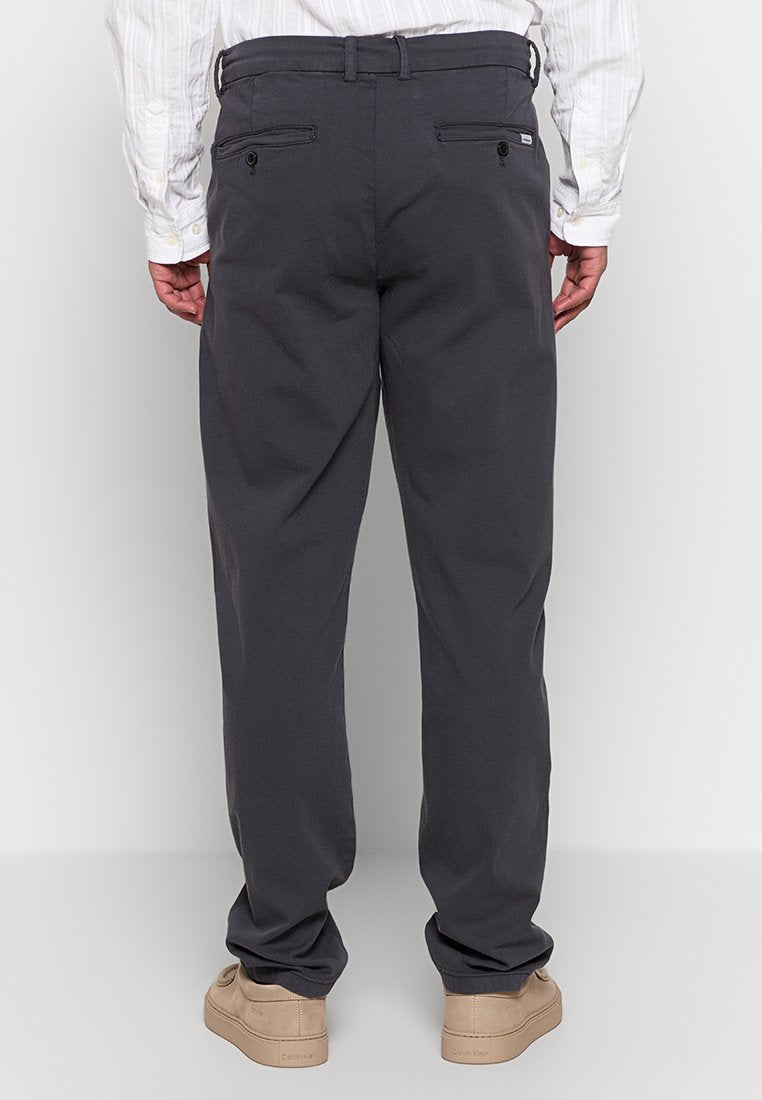 SLIM FIT Media 3