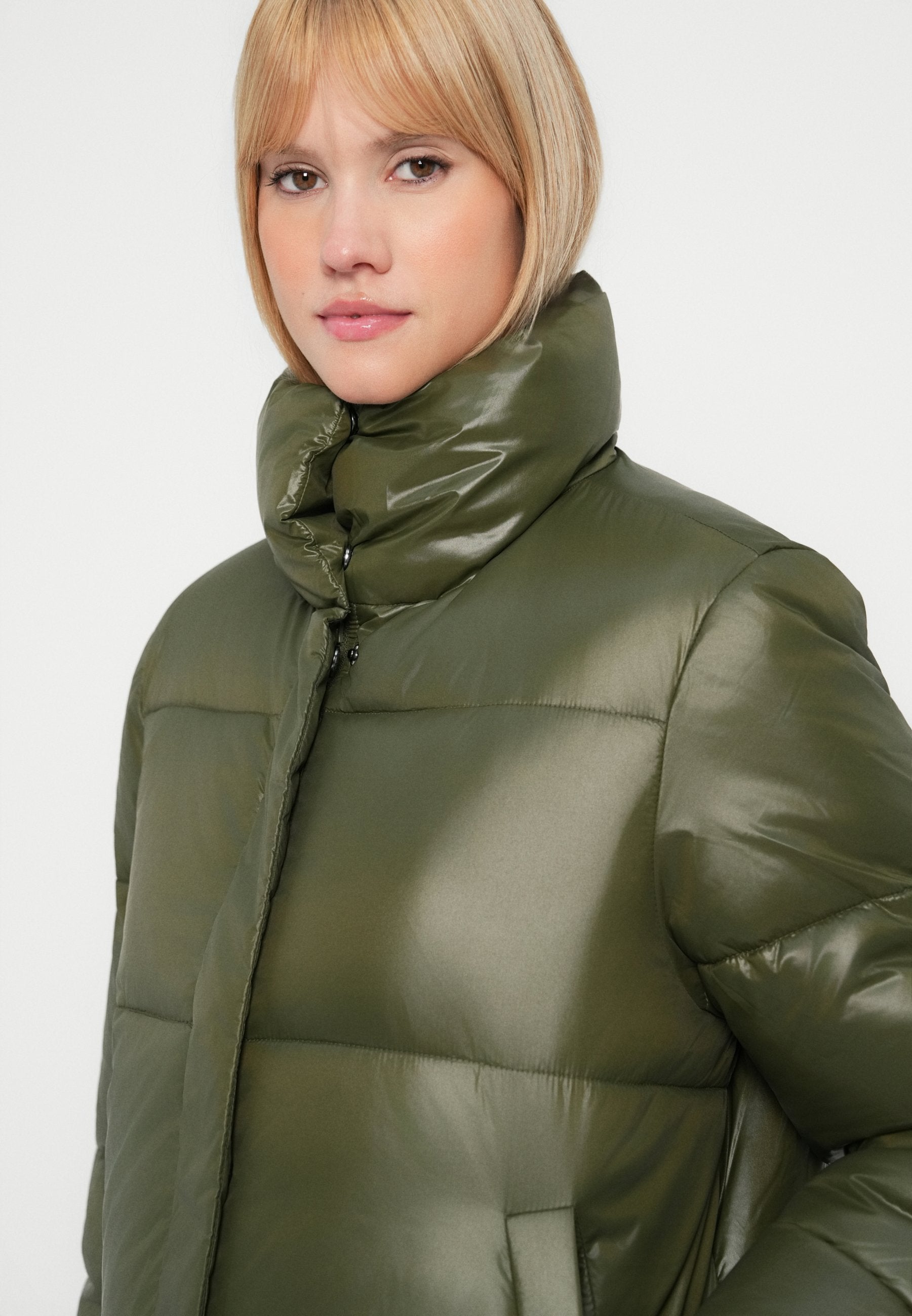 VILA Puffer VILIDDA Short