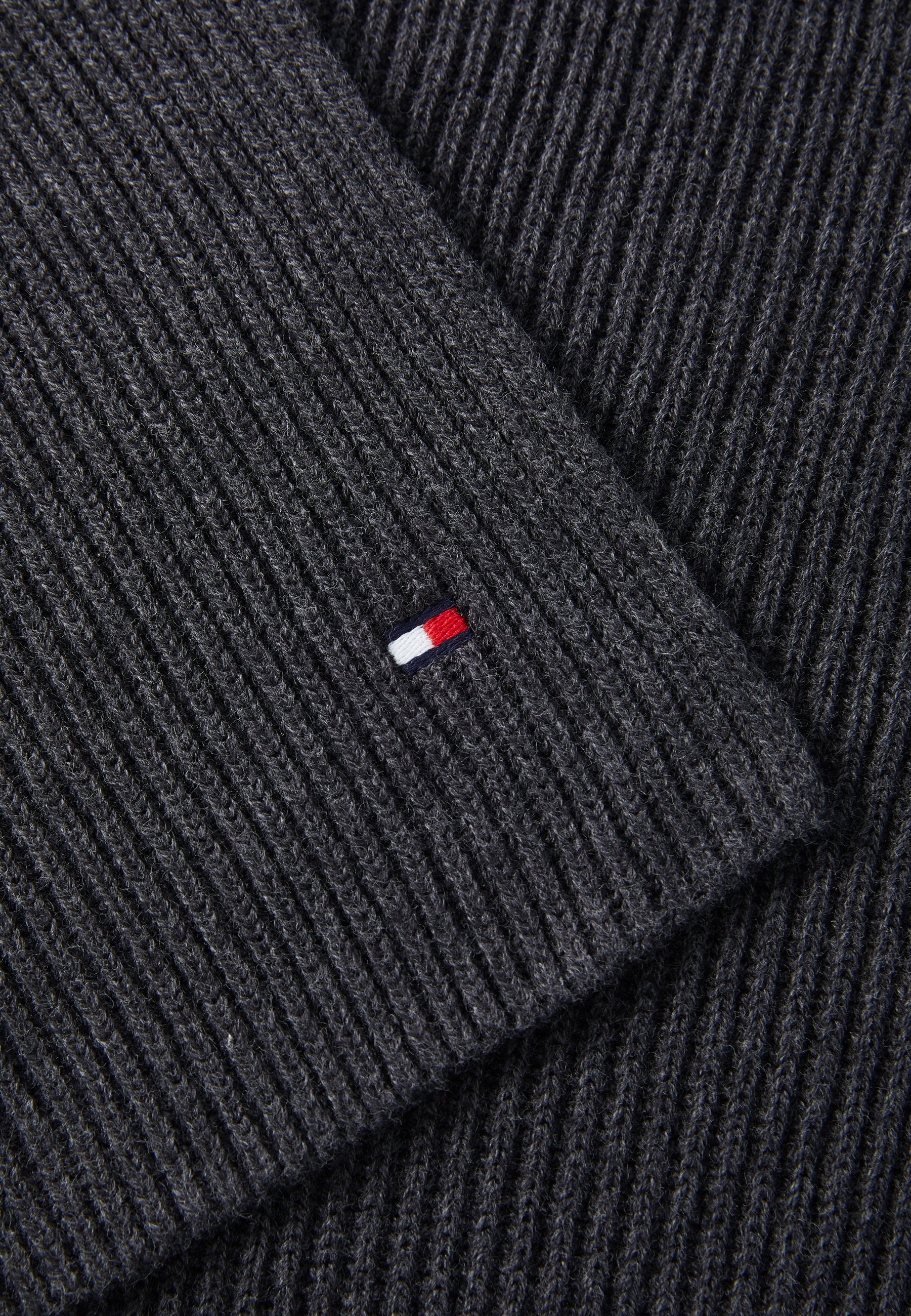 FLAG SCARF UNISEX Media 3