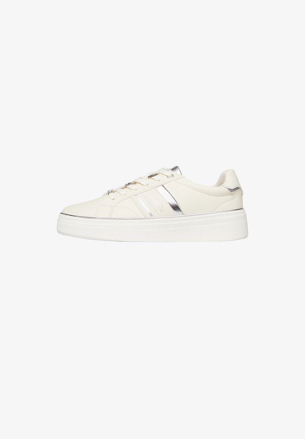 s.Oliver Trainers - creme
