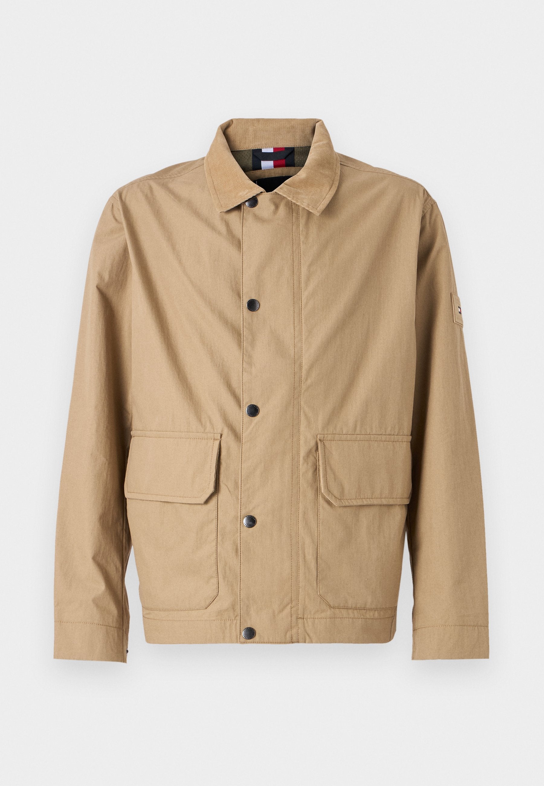 SHORT WALKING JACKET Media 1