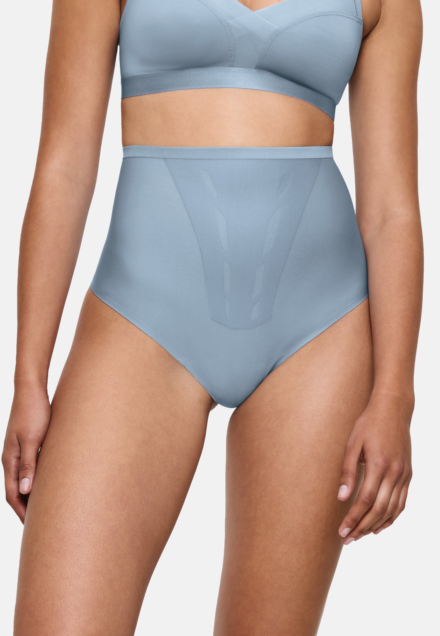Triumph MY LIGHT SENSATION HIGHWAIST