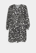 Vero Moda Curve VMMARISOL V-NECK SHORT DRESS