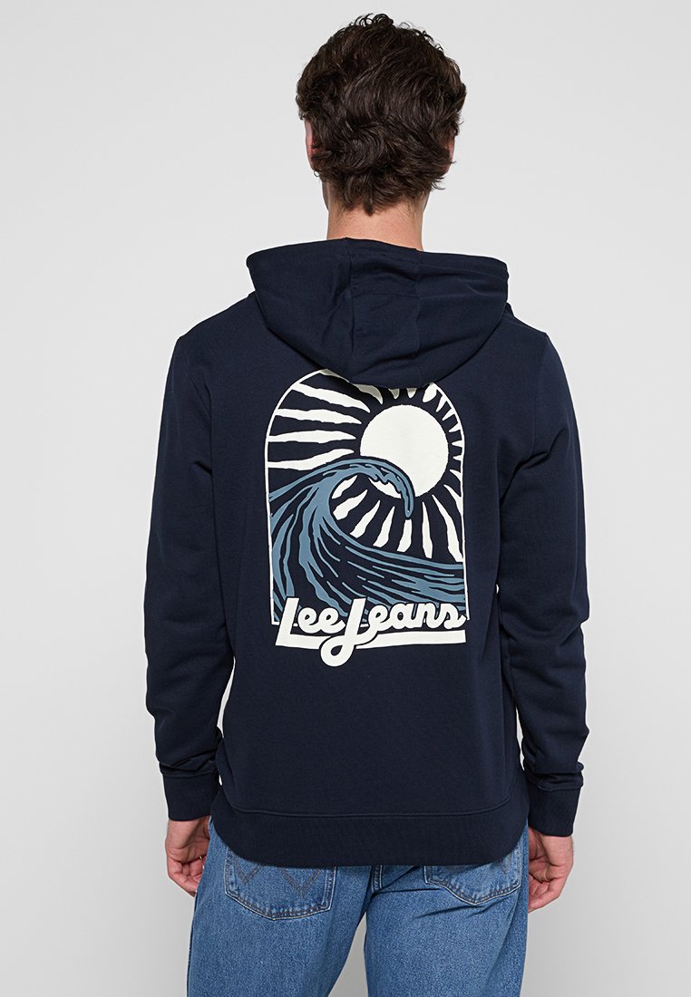 Lee