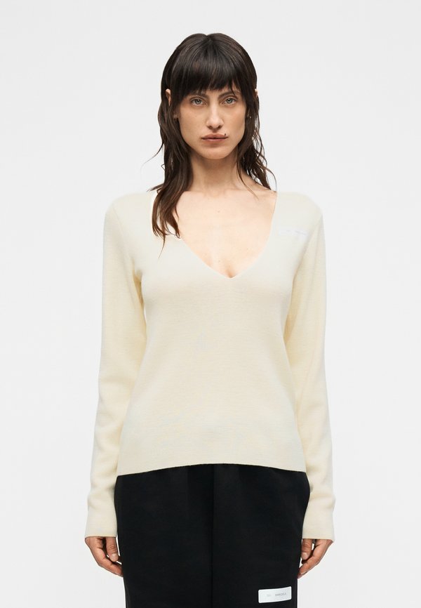 MM6 Maison Margiela V NECK