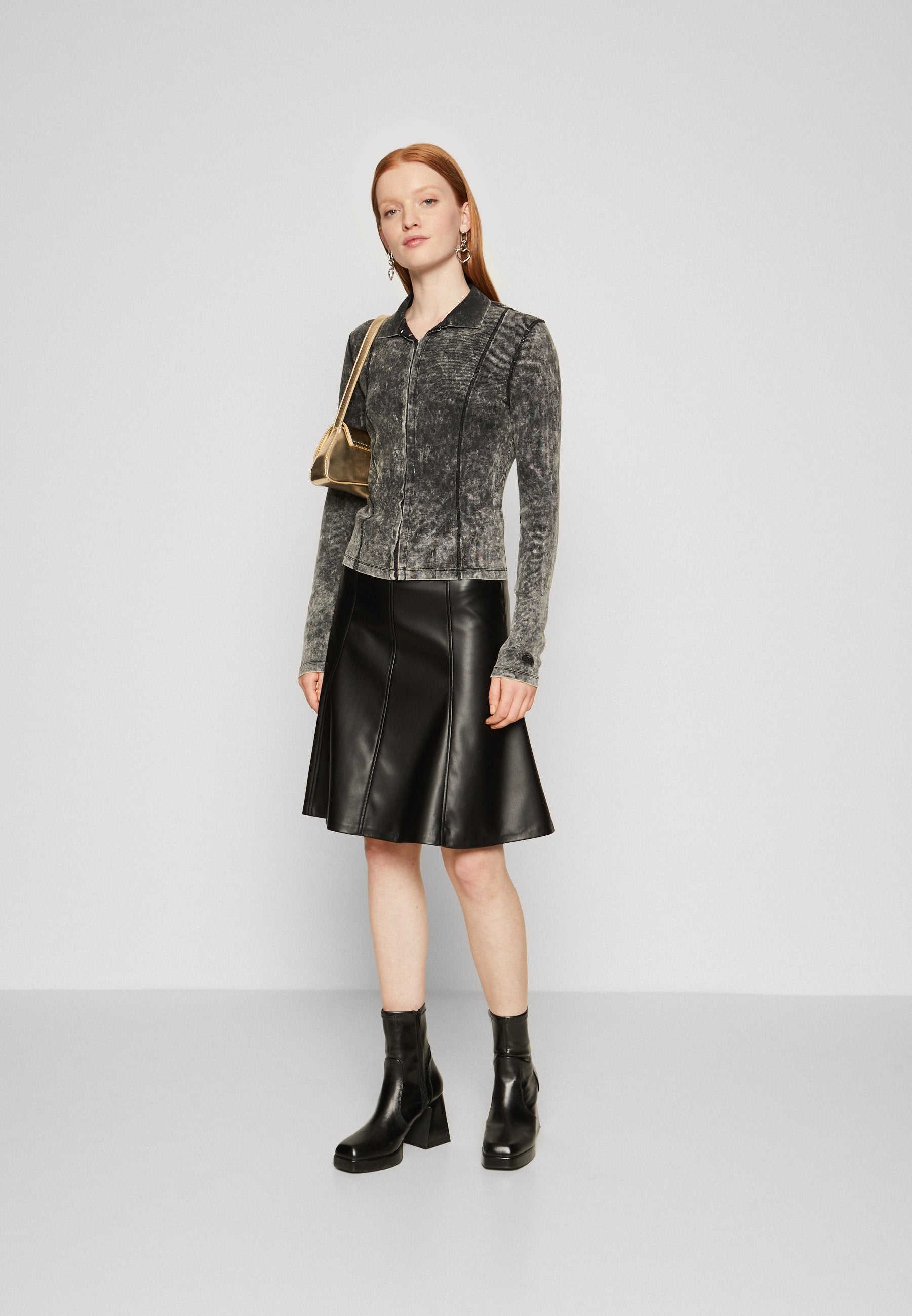 ONLELLINOR SKIRT Media 2