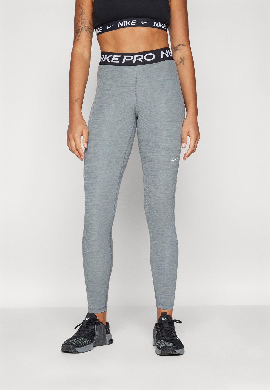 Nike Performance 365