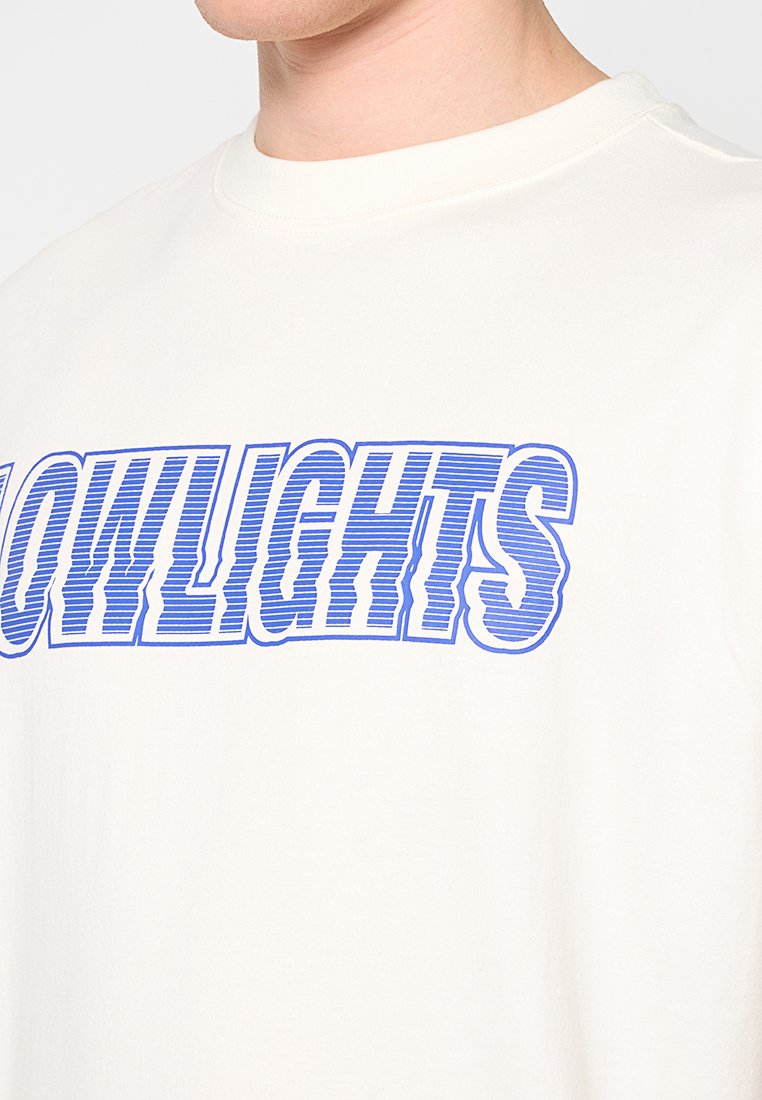 LOW LIGHTS STUDIOS® WAVES