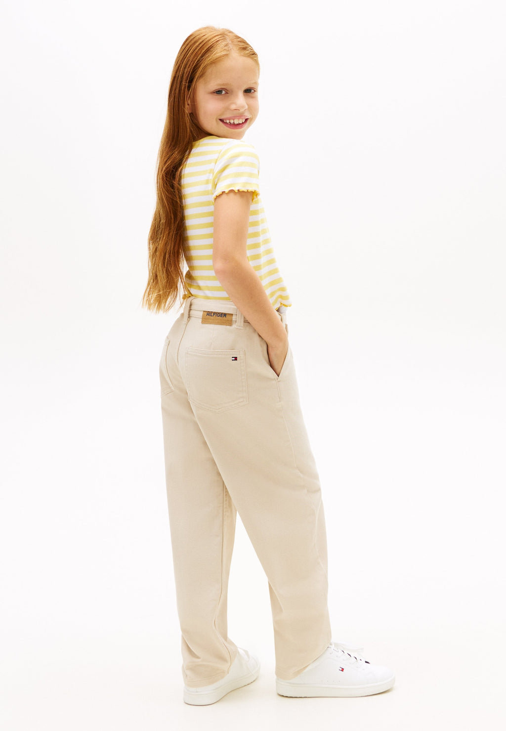 ESSENTIAL LOOSE BARREL LEG TWILL TROUSERS Media 4