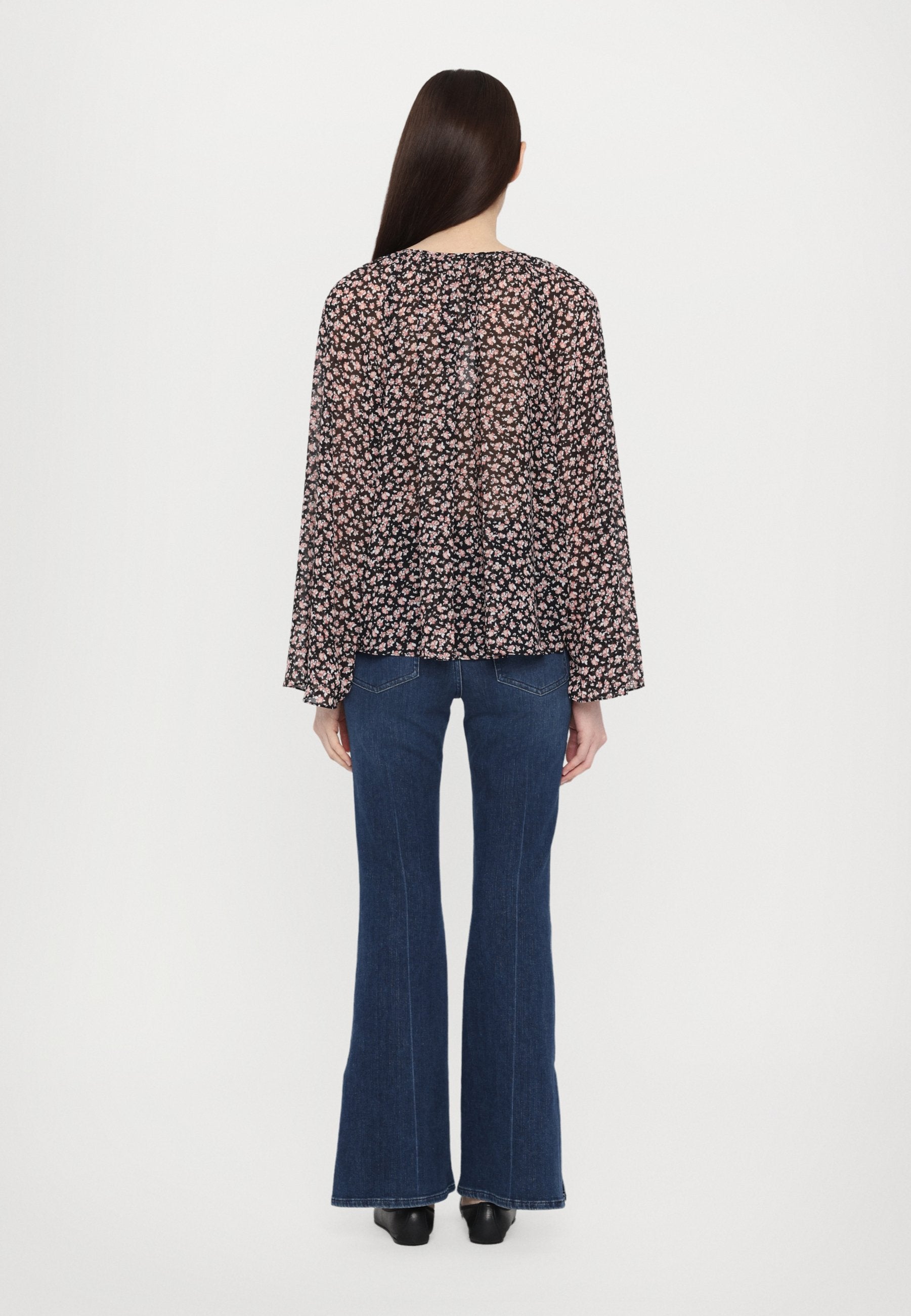 MICHAEL Michael Kors V NECK