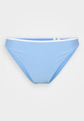 Helles blaues Bikini-Höschen mit weißem Rand. Verfügt über eine glatte Textur und ein klassisches Schnittdesign. Geeignet für Schwimmen oder Strandmode.
