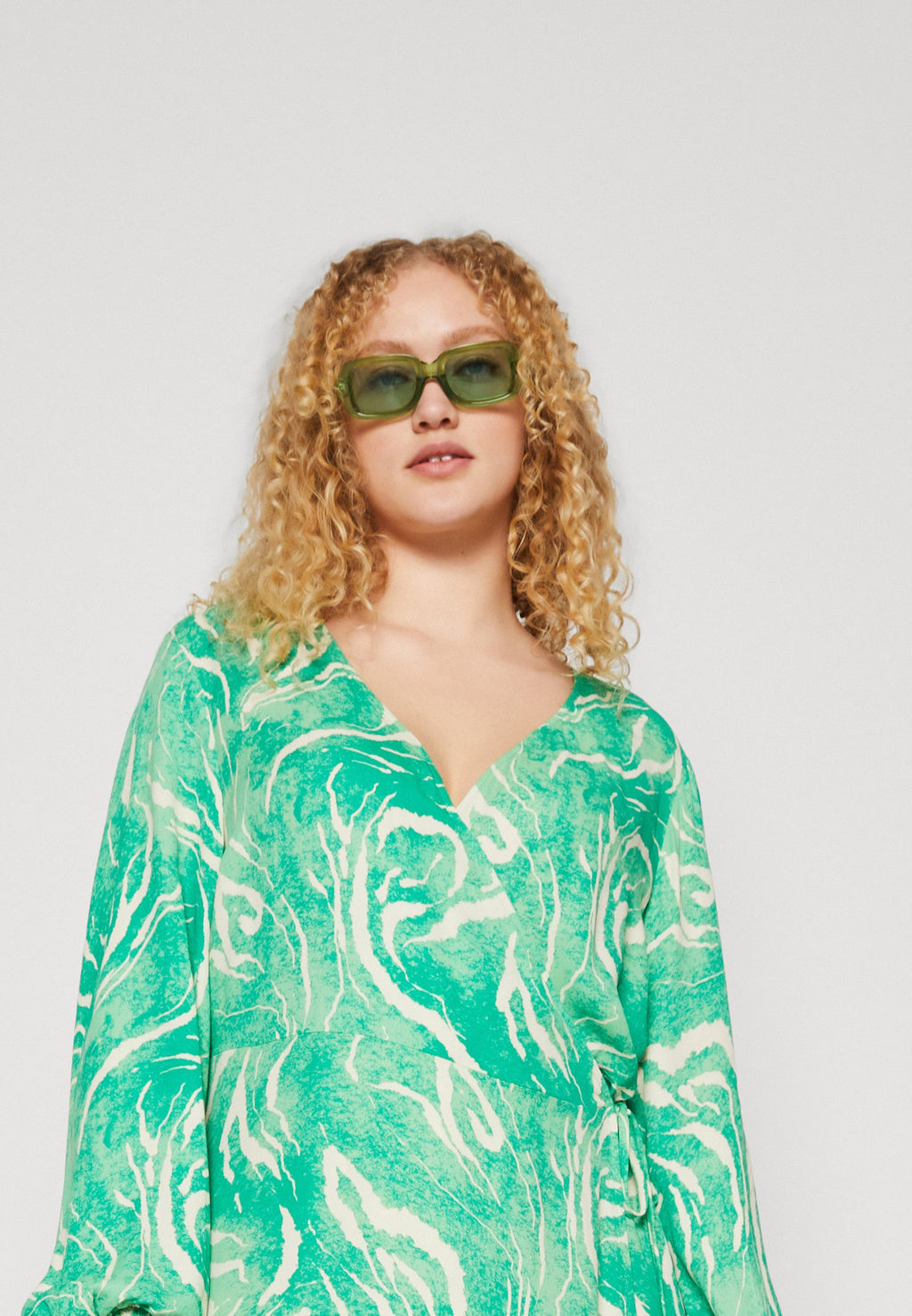 Selected FIOLA LS WRAP DRESS CURVE