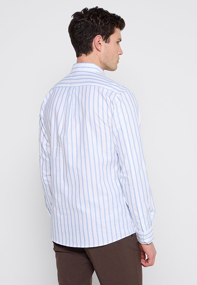 OXFORD REGULAR FIT  Media 3