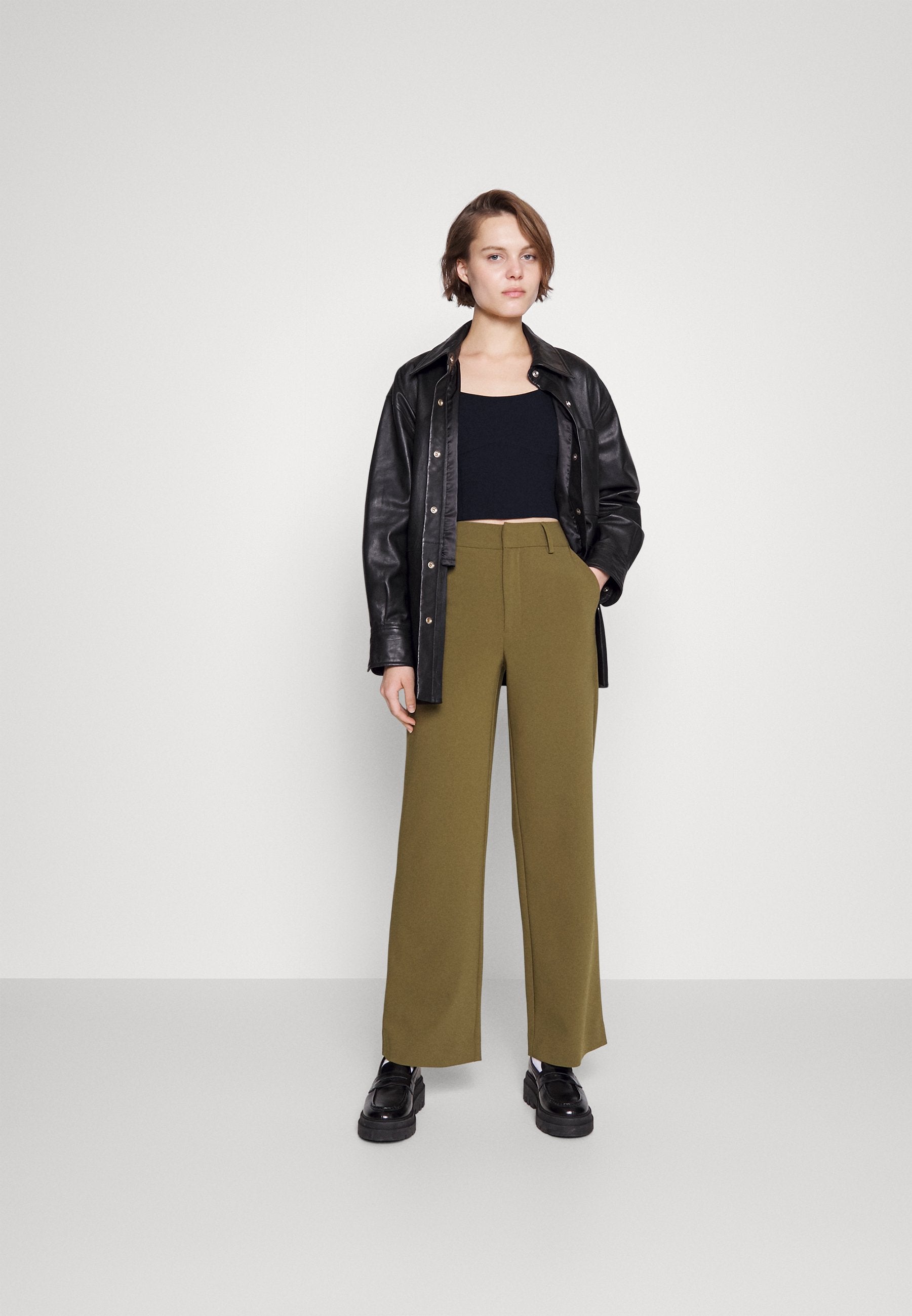 Abercrombie & Fitch BARE TAILORING