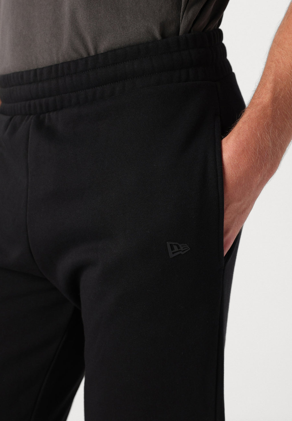 New Era  STRAIGHT LEG JOGGER