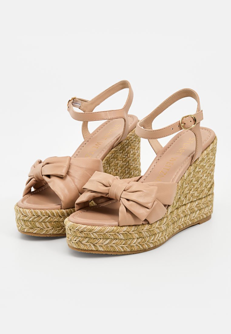 Stuart Weitzman SOFIA
