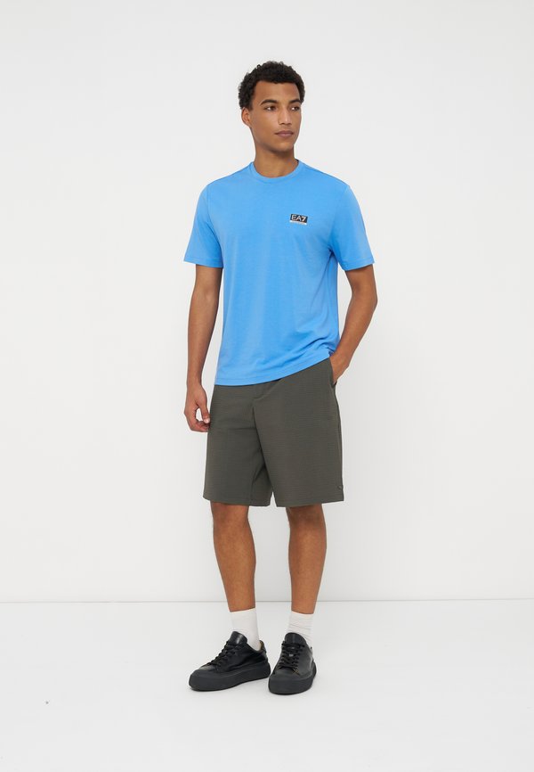 EA7 Emporio Armani