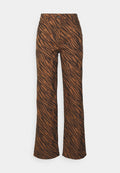 NOA TROUSERS Media 1