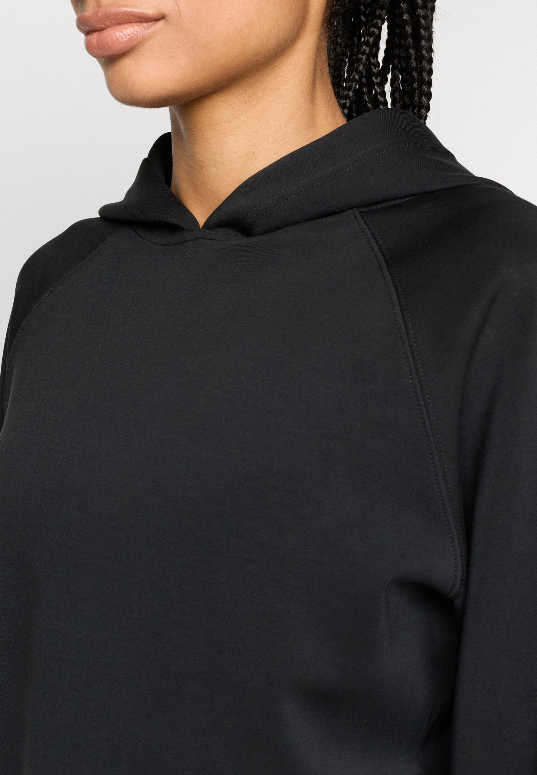 4F SWEATSHIRT