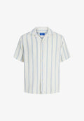 Jack & Jones JORCOBA STRIPE RESORT SHIRT SS SN - Shirt - skyway