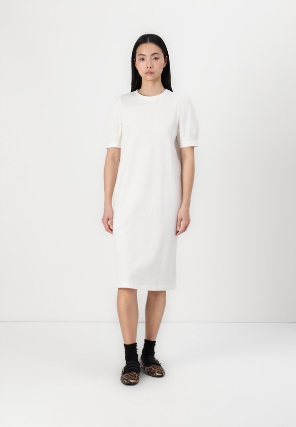 Aware VMKERRY O-NECK VMA