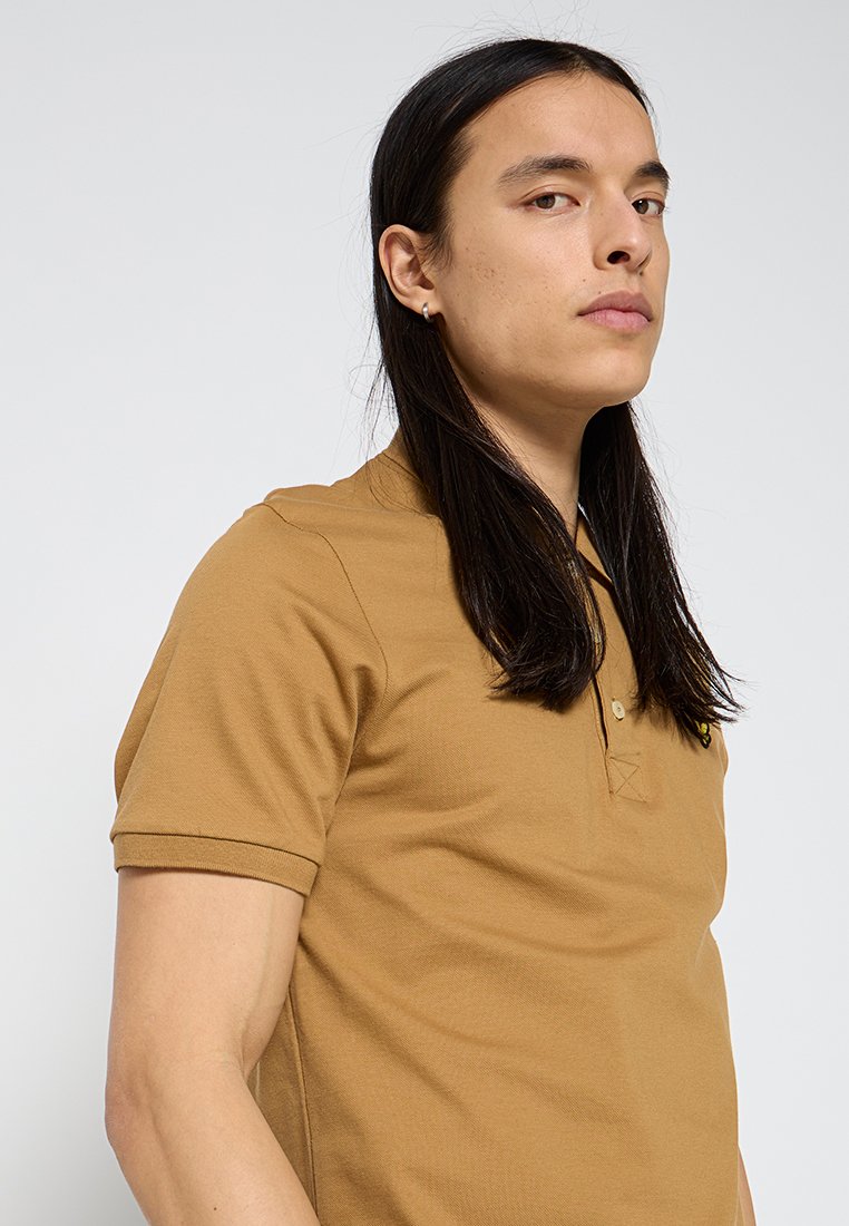 Lyle & Scott