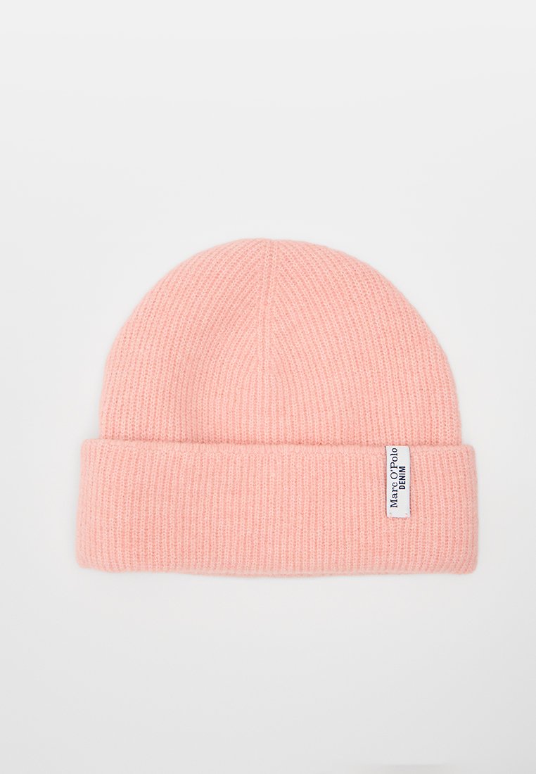 KNIT HATS Media 1