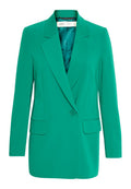 Ein einfacher grüner Blazer mit Reverskragen und Klappentaschen, langen Ärmeln und glattem Innenfutter.