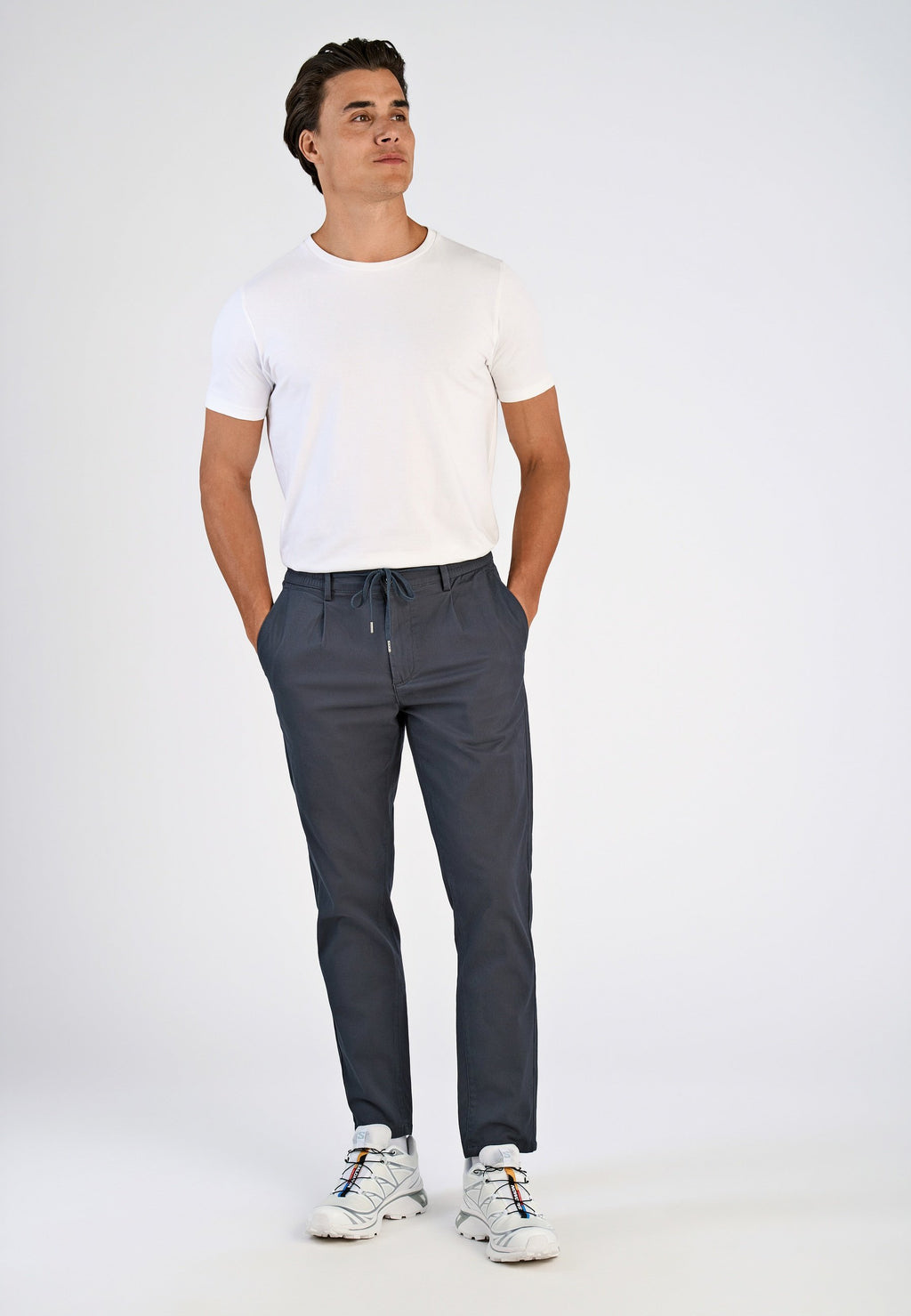 DRAWSTRING PANTS Media 2
