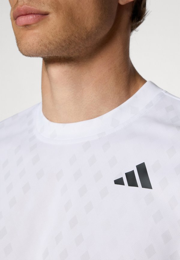 adidas Performance CLUB GRAPH TEE